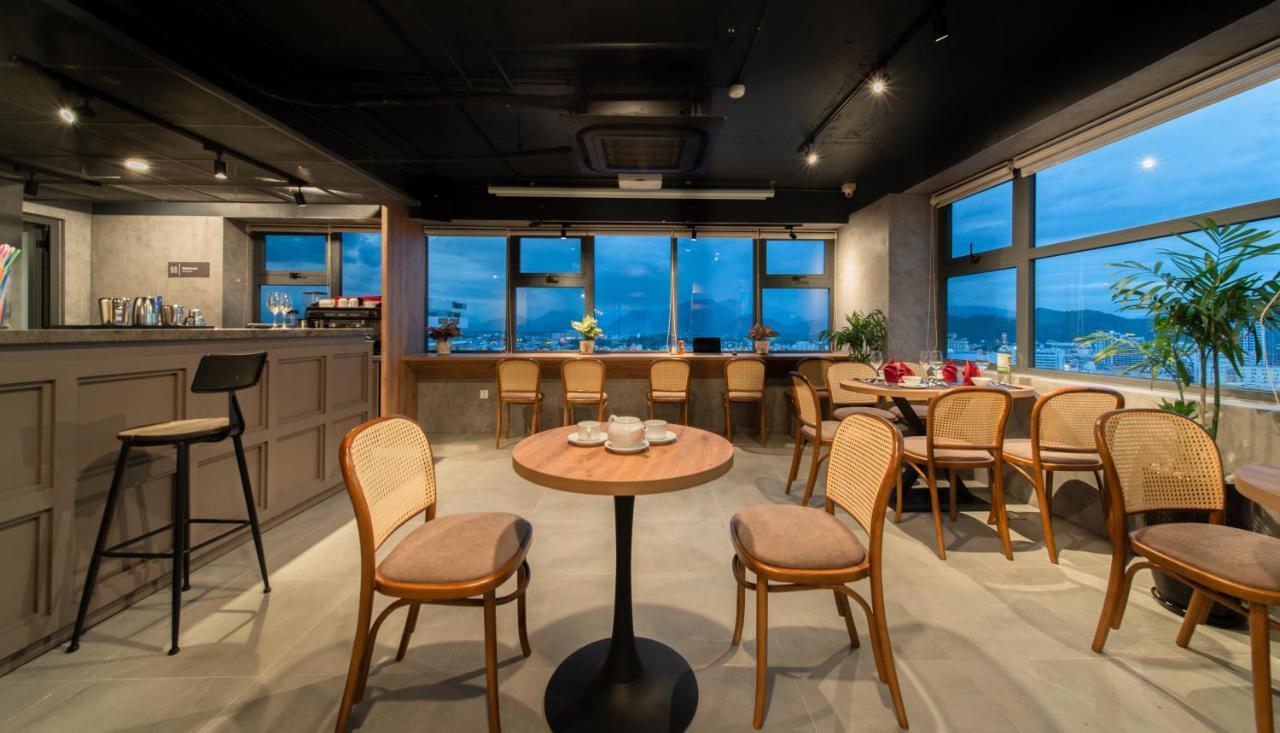 Zenia Boutique Khách sạn Nha Trang