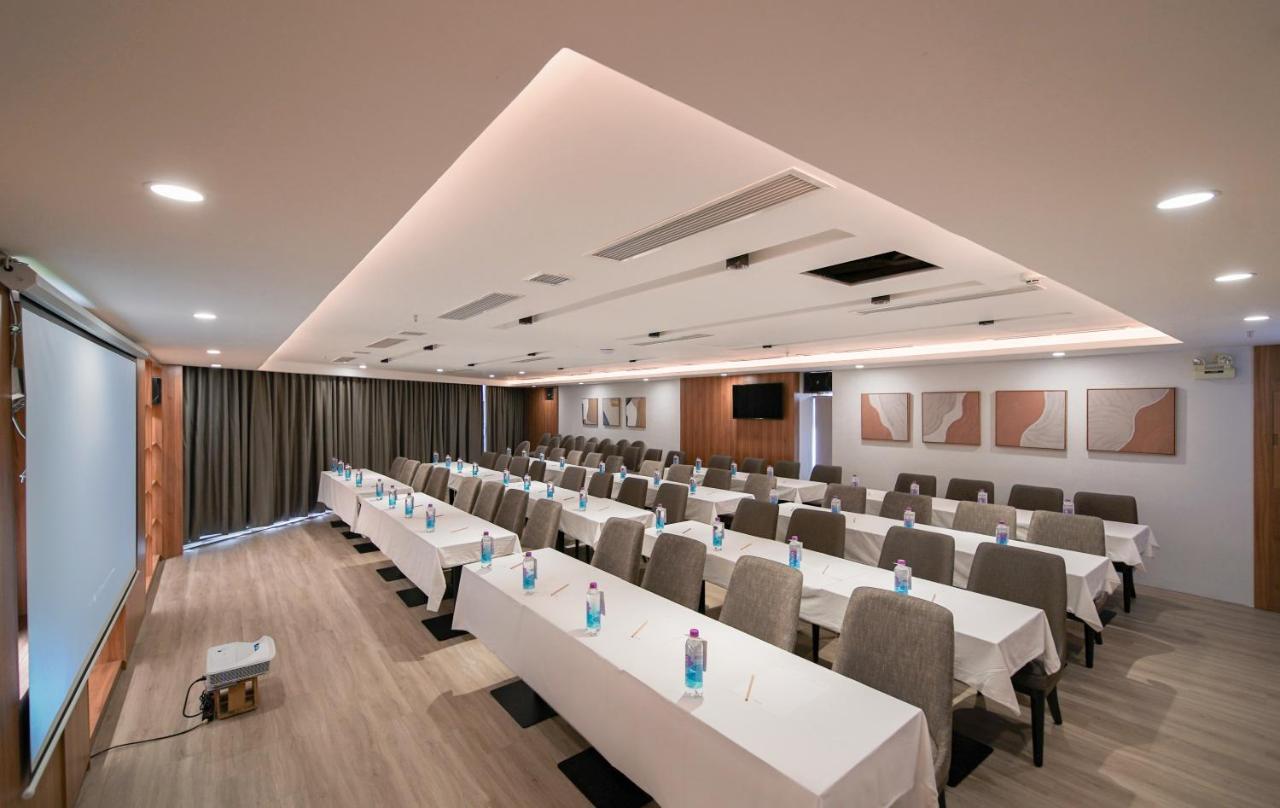 Zenia Boutique Khách sạn Nha Trang